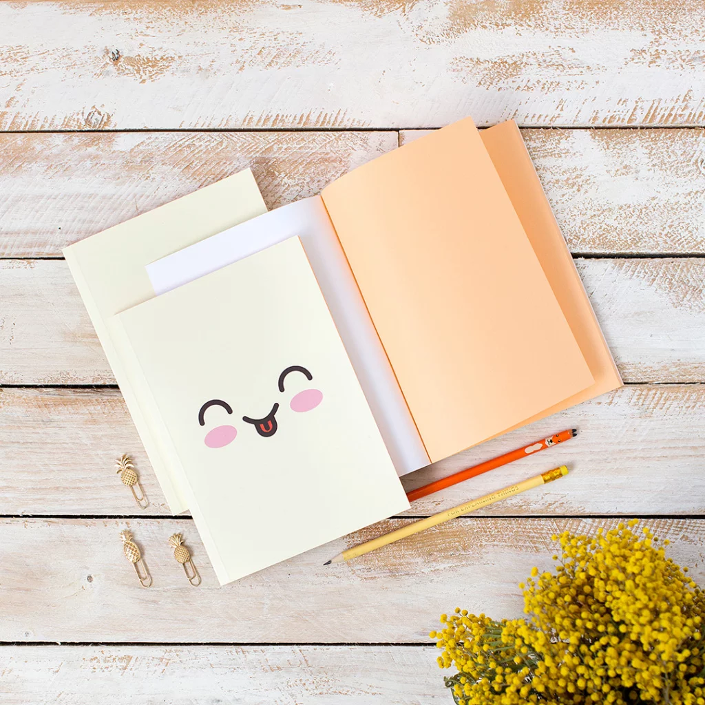 Cuaderno Emoji amarillo