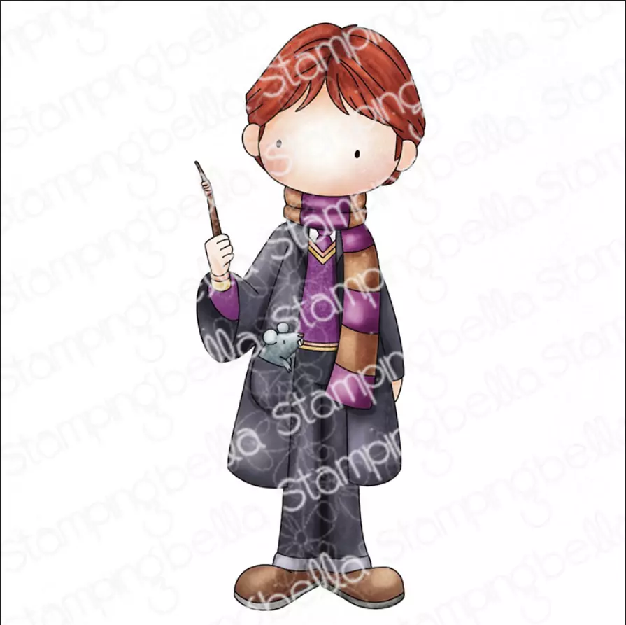 Stampingbella - Tiny townie wizard in training with mouse